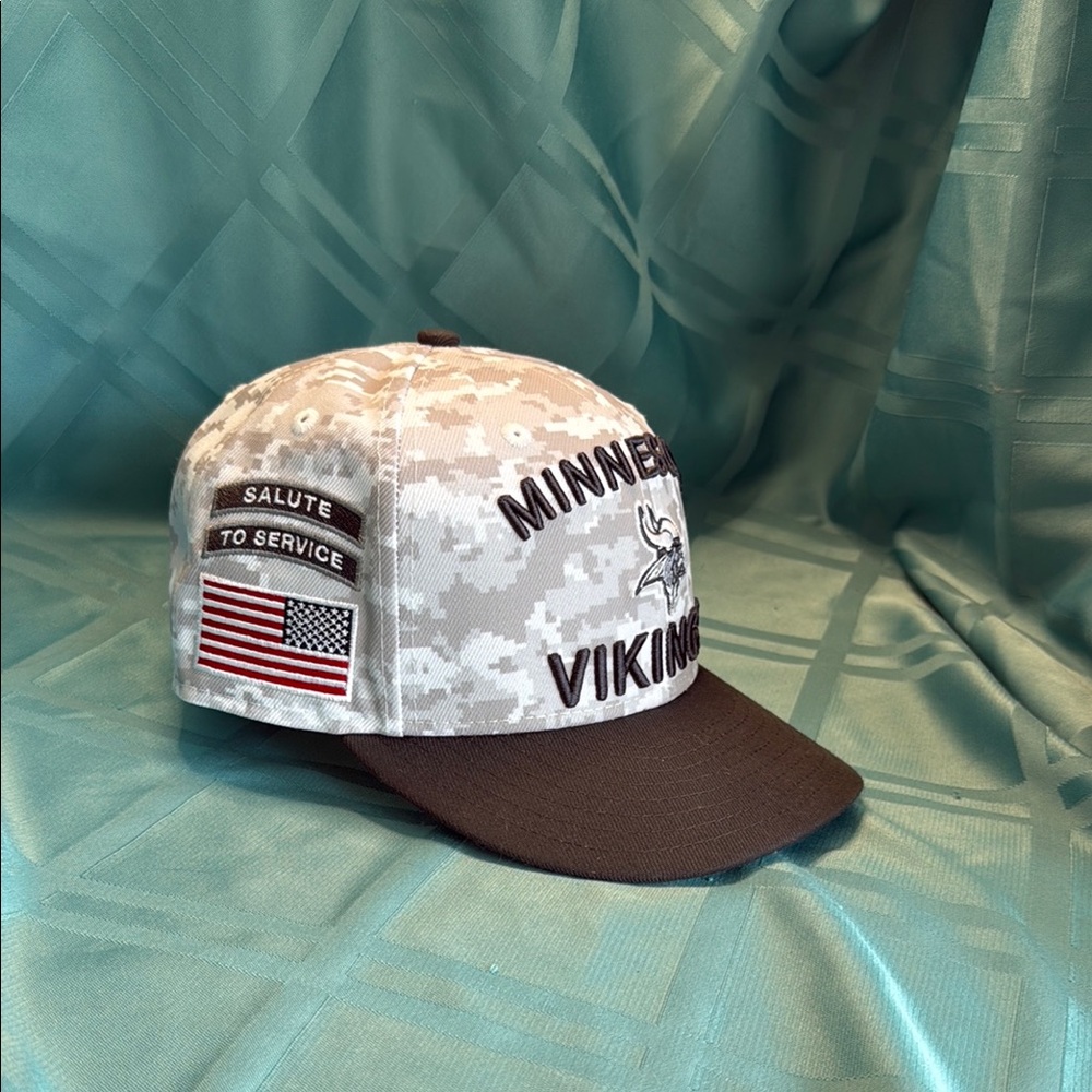 Minnesota Vikings Camo Cap with Black Brim 2024 Salute to Service